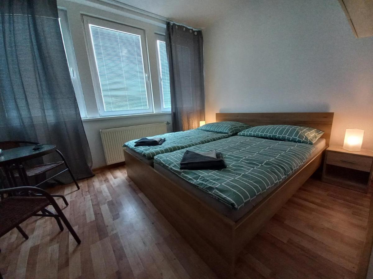 Penzion Tina Prešov Buitenkant foto
